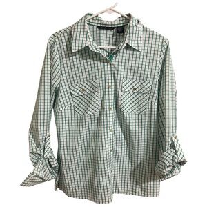 Zac & Rachel Button Down Top!